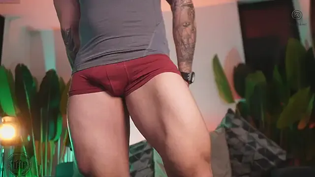 Thomas_Falcon from StripChat is Freechat