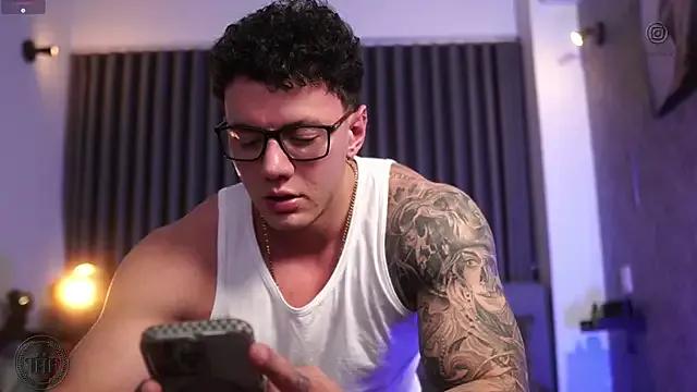Thomas_Falcon from StripChat is Freechat