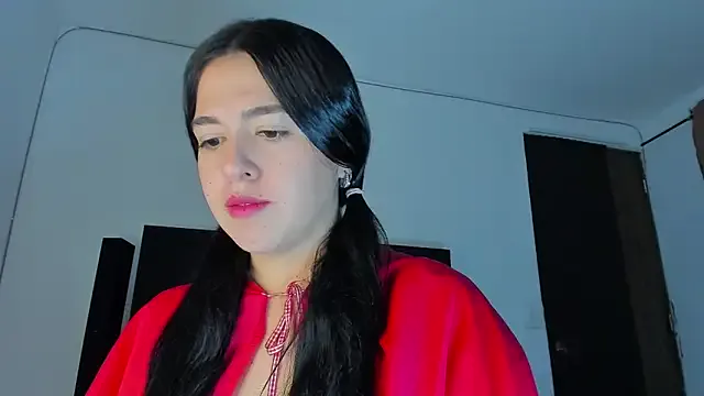 tianastone_ from StripChat is Freechat