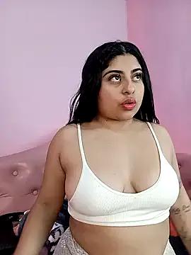 TifanieJones from StripChat is Freechat