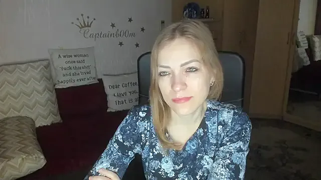 Tiffany_Bates from StripChat is Freechat