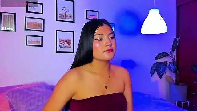 Tiffany_bloomm from StripChat