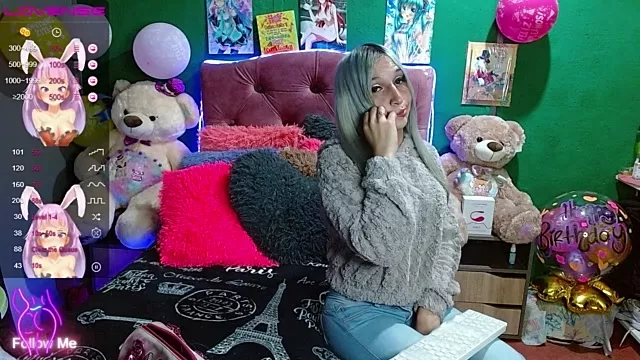 Girls: try live performances with matured performers, from dancing to quirks, in a variety of beautiful sex cams.