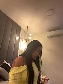TiffanyyLam from StripChat is Freechat