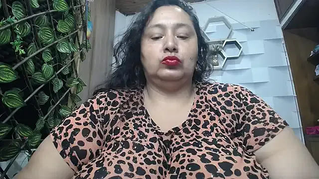 TistMature from StripChat