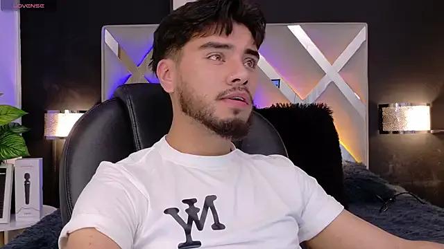 Tommidubois from StripChat