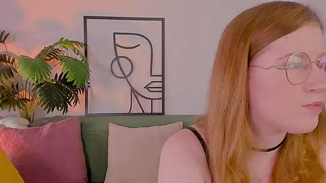 Tori_the_witch from StripChat is Freechat