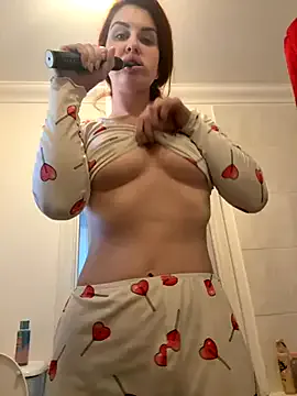 Toribaby211 from StripChat is Freechat