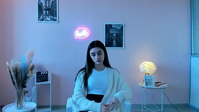 TovaNicometo from StripChat is Freechat