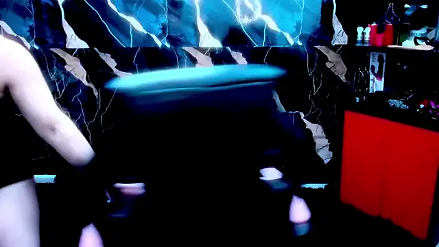 Toy-of-Pain from StripChat is Freechat