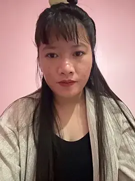 TrangNemo from StripChat is Freechat