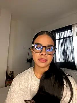 trianawhite from StripChat is Freechat
