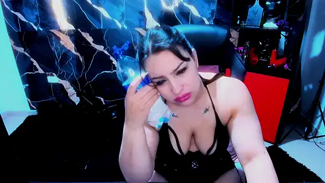 True_Bdsm_ from StripChat is Freechat