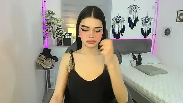 Tstoni_talks from StripChat