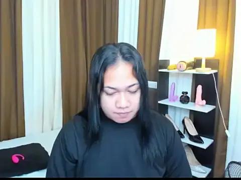 TsUncutKaren from StripChat is Freechat