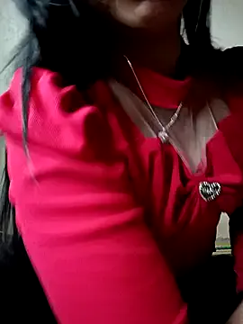 tulipsexy from StripChat is Freechat