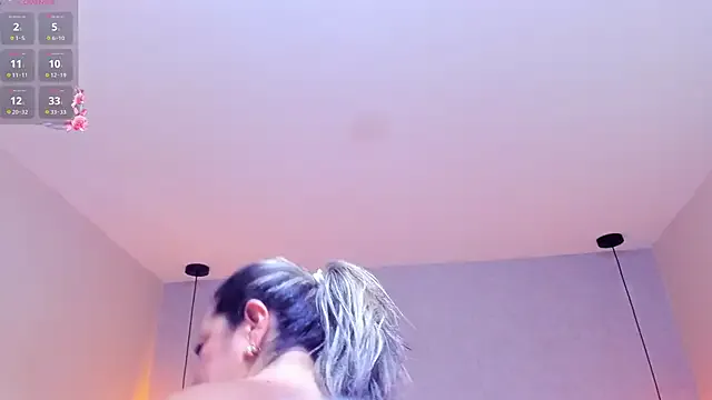 Tutu_milf from StripChat