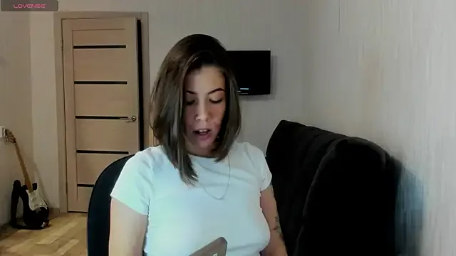 twinkle_rosie from StripChat is Freechat