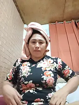 Ugly-Filipina from StripChat is Freechat