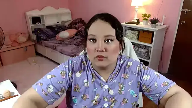 UKTransGoddess from StripChat is Freechat