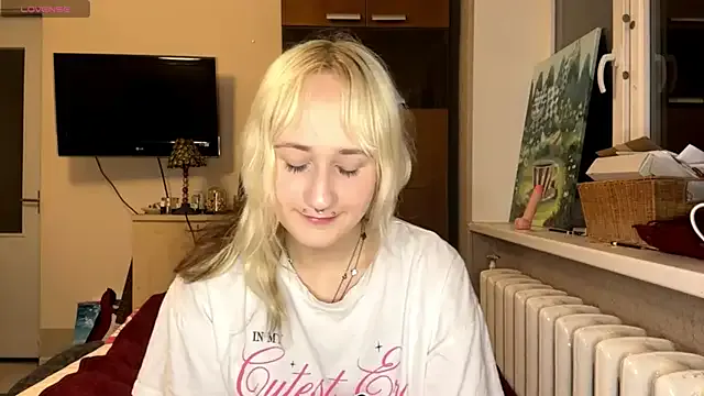 Girls: try live performances with matured performers, from dancing to quirks, in a variety of beautiful sex cams.