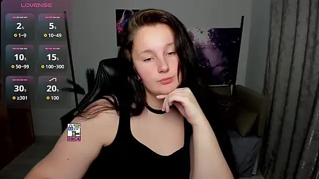 Undinna from StripChat is Freechat