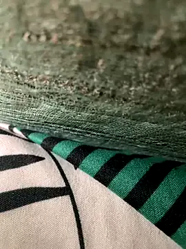 Ur_Slim_Asain from StripChat is Freechat