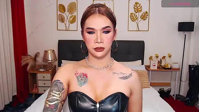 UrgoddessValentinaX from StripChat is Freechat