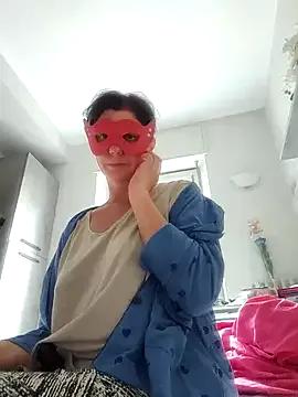 Vagabondainnamorata from StripChat is Freechat