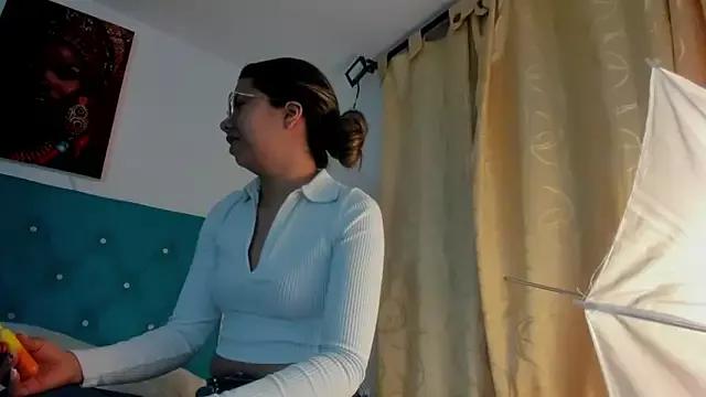 Girls: try live performances with matured performers, from dancing to quirks, in a variety of beautiful sex cams.