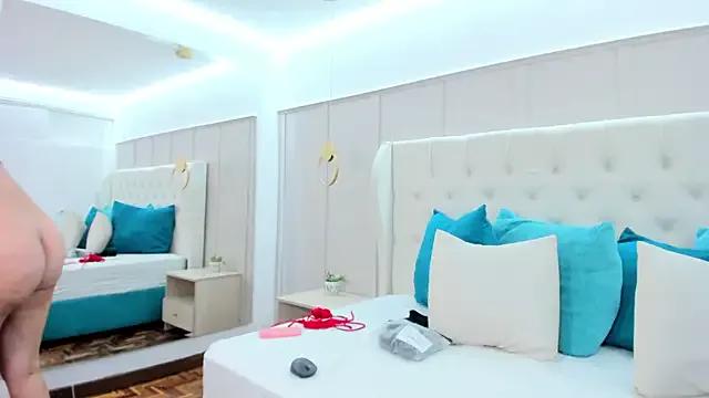 vaiholeth_sofia from StripChat is Freechat