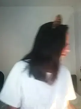 Vale_stone_ from StripChat is Freechat