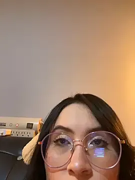 VALENORTIZ7 from StripChat is Freechat