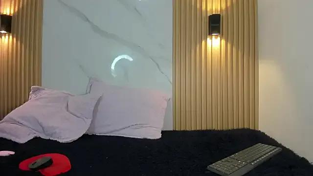 Valentinaliux_ from StripChat is Freechat