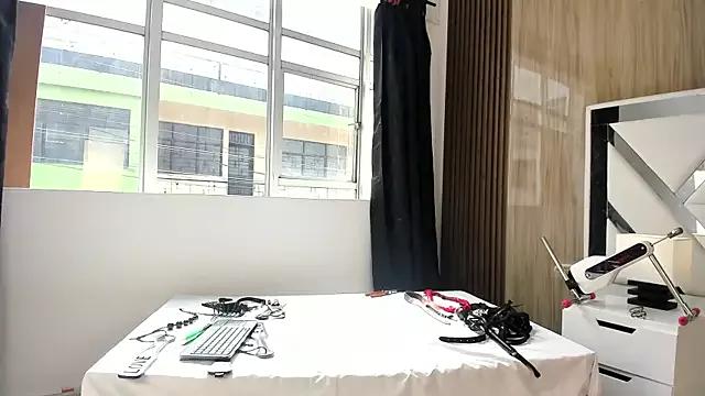Girls: try live performances with matured performers, from dancing to quirks, in a variety of beautiful sex cams.