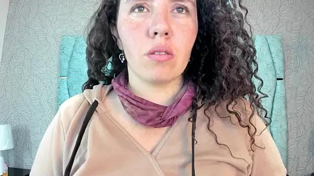 Valeria__soler from StripChat is Freechat