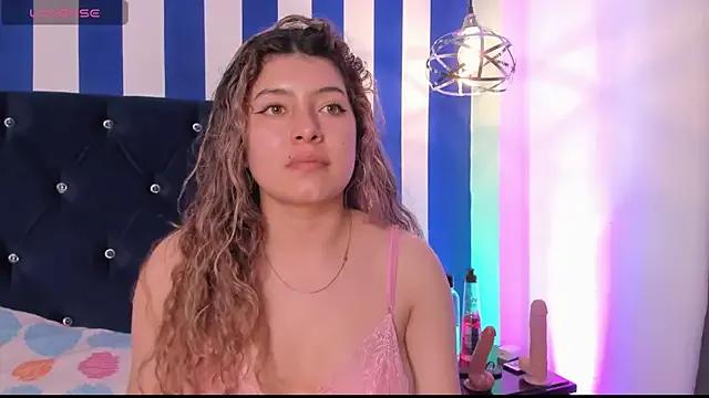 Girls: try live performances with matured performers, from dancing to quirks, in a variety of beautiful sex cams.