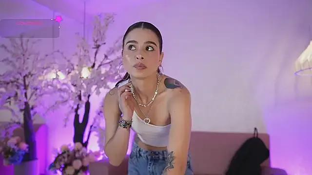 Girls: try live performances with matured performers, from dancing to quirks, in a variety of beautiful sex cams.