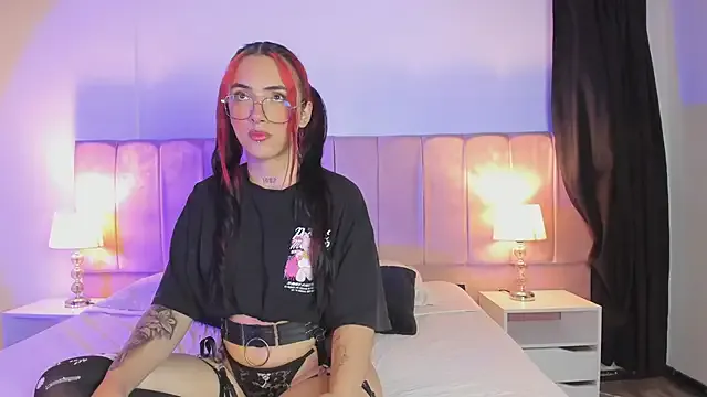 valery__gv from StripChat is Freechat