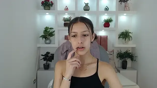 valery_aranch1 from StripChat is Freechat