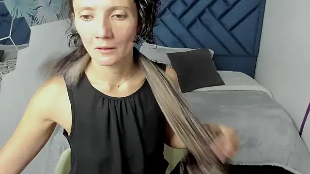 Valery_More__ from StripChat is Freechat