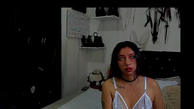 Girls: try live performances with matured performers, from dancing to quirks, in a variety of beautiful sex cams.