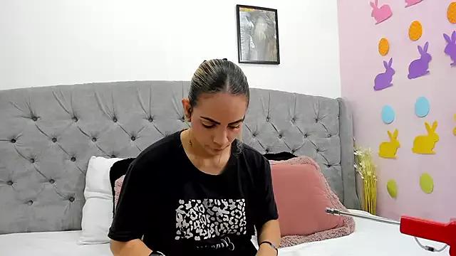 Girls: try live performances with matured performers, from dancing to quirks, in a variety of beautiful sex cams.
