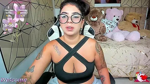 vane_lopez_ from StripChat is Freechat