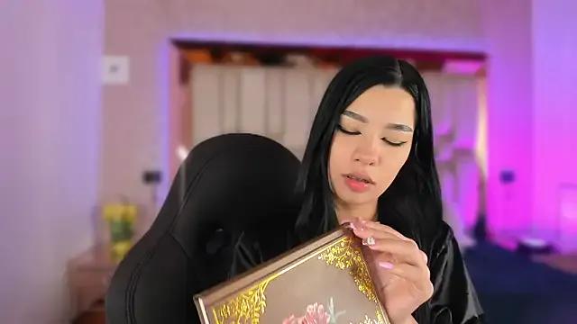 VanessaDuval from StripChat is Freechat