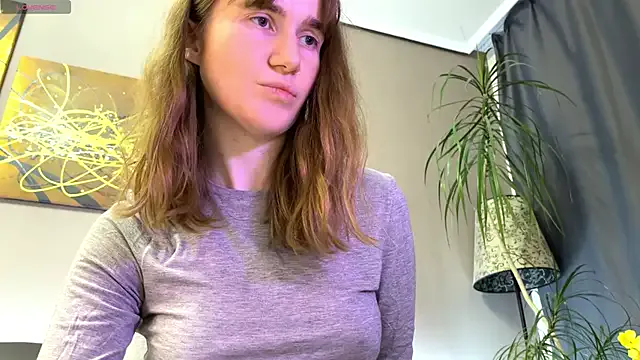 Velina___ from StripChat is Freechat