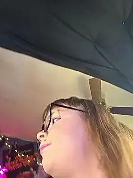 VelvetDiablo from StripChat is Freechat