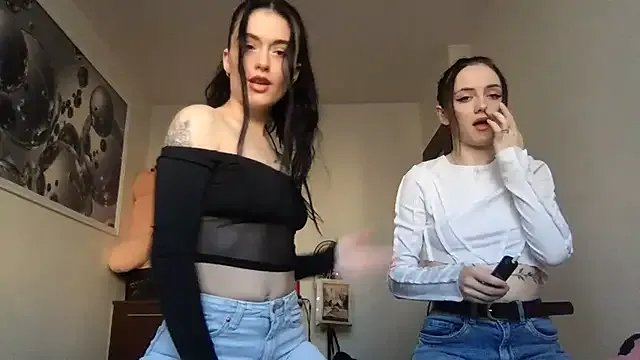 VenesuelaXq from StripChat is Freechat