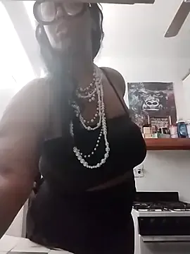 VenezuelaLuxeNoir from StripChat