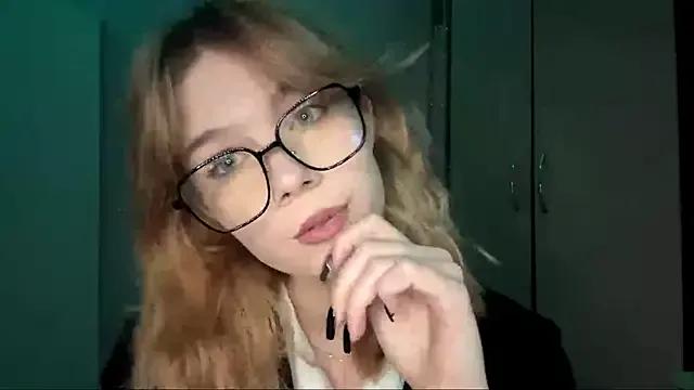 Venira_spark from StripChat is Freechat